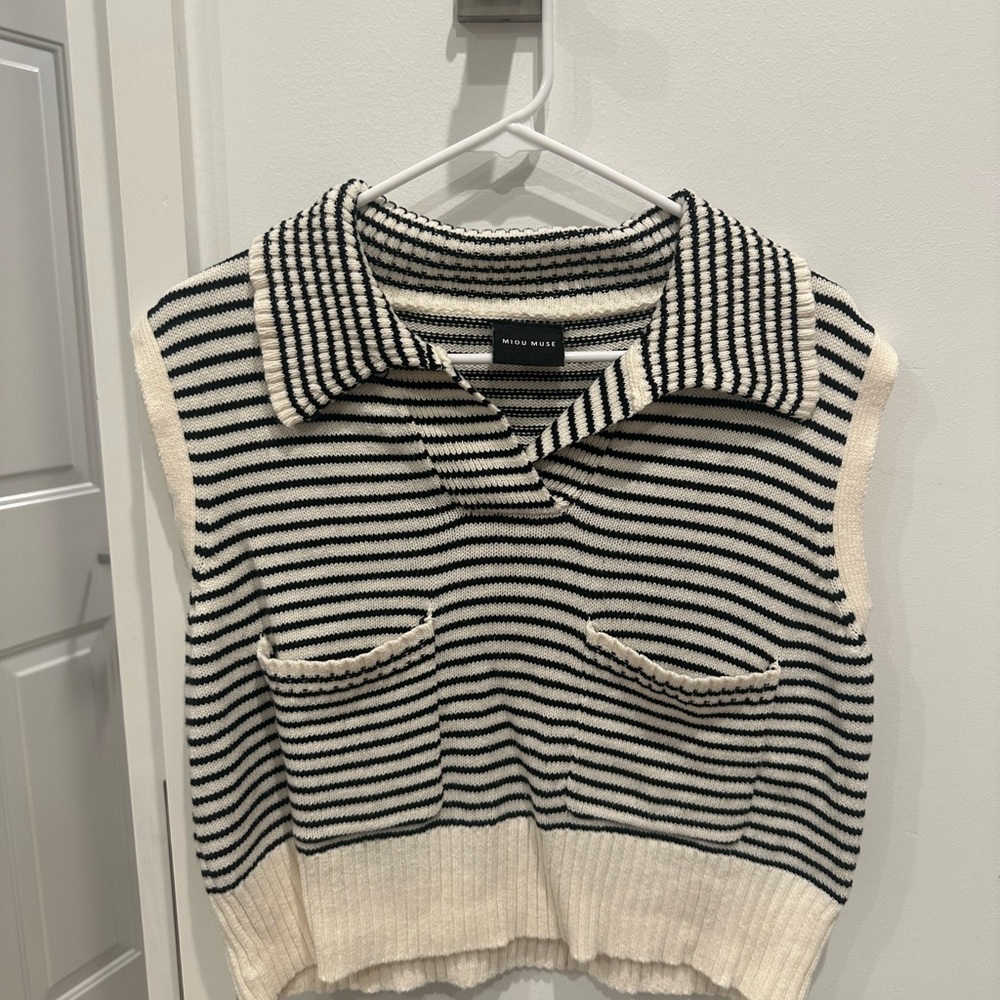 White House Black Market Striped V-Neck Sweater Vest